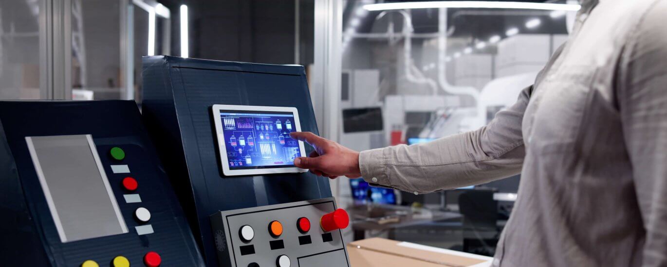 Operator at HMI